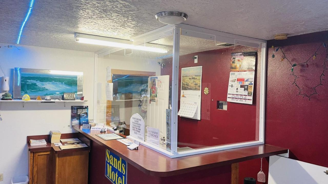 Sands Motel Portales Zewnętrze zdjęcie